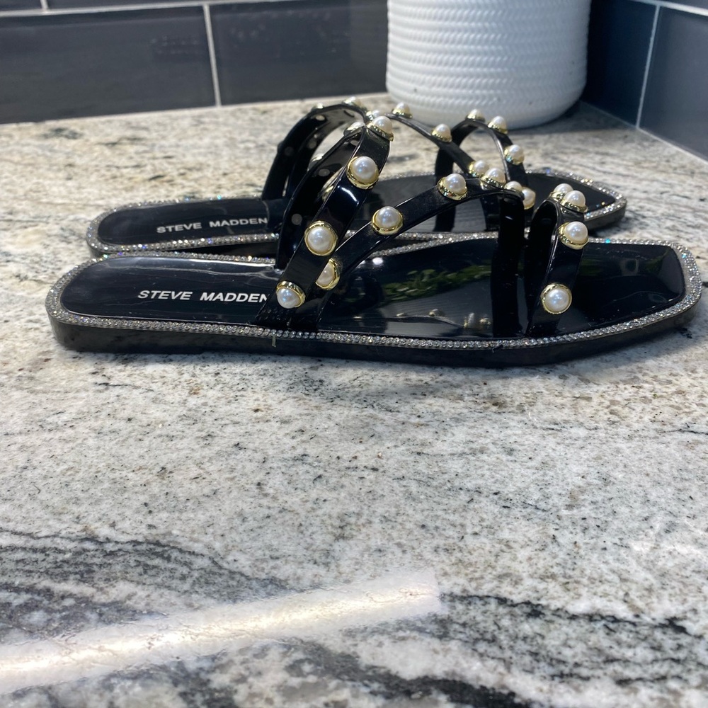 Steve Madden Black Sandals with Pearls